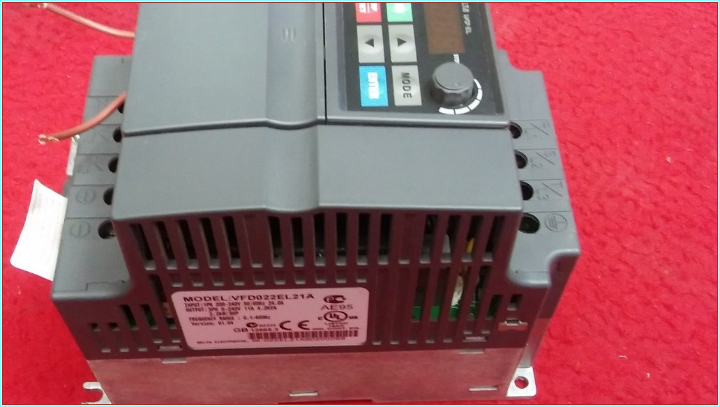 DELTA VFD022EL21A VFD022EL43A  2,2KW SÜRÜCÜ INVERTER