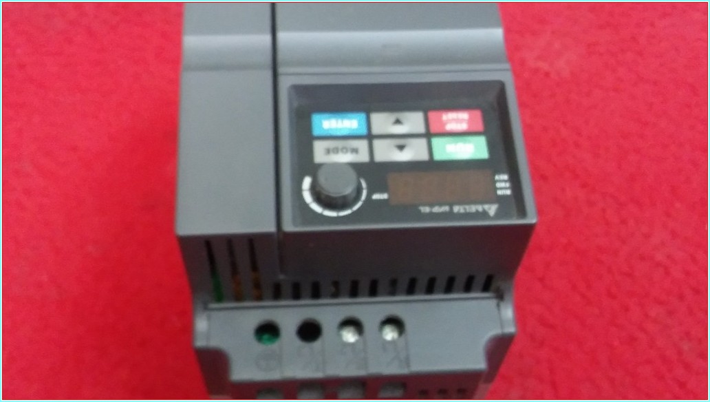 DELTA VFD022EL21A VFD022EL43A  2,2KW SÜRÜCÜ INVERTER
