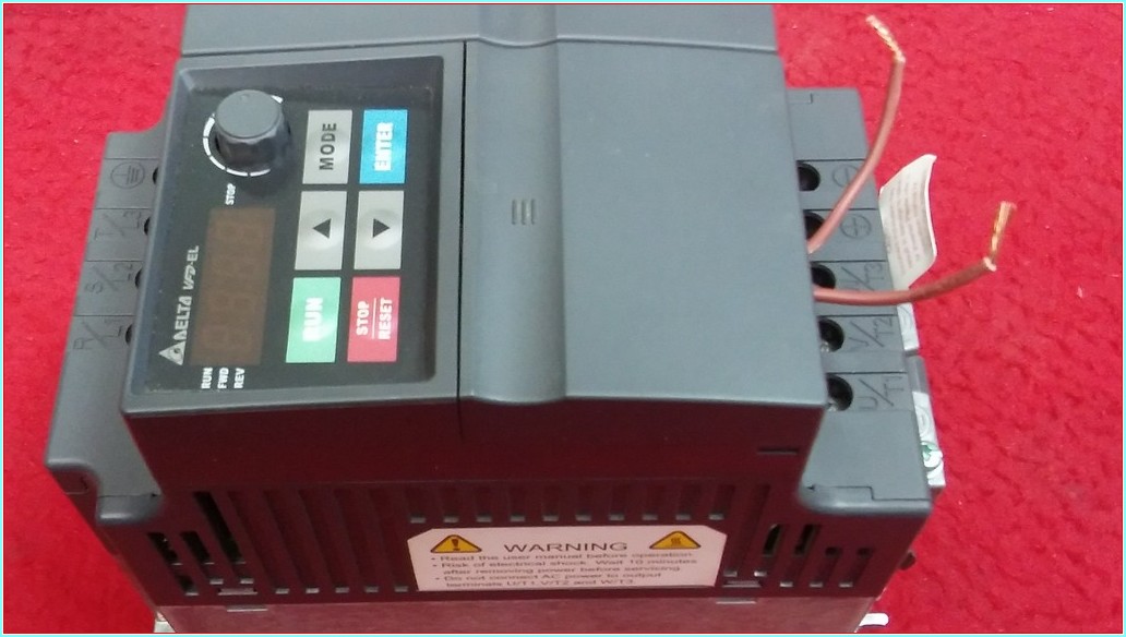 DELTA VFD022EL21A VFD022EL43A  2,2KW SÜRÜCÜ INVERTER