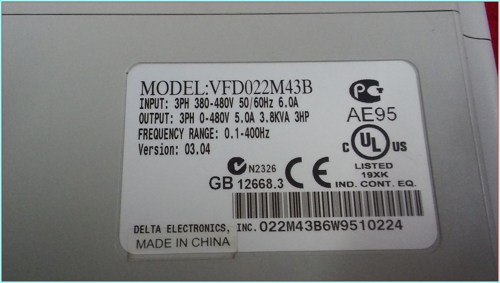 DELTA VFD022M43B VFD-M 2,2 KW SÜRÜCÜ