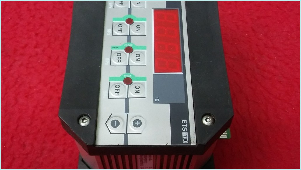 HYDAC ETS 1700 (ETS 1701-100-000) ISI KONTROL CİHAZI