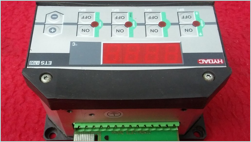 HYDAC ETS 1700 (ETS 1701-100-000) ISI KONTROL CİHAZI