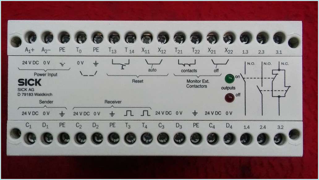 SICK LCUX1-400 EMNİYET RÖLESİ