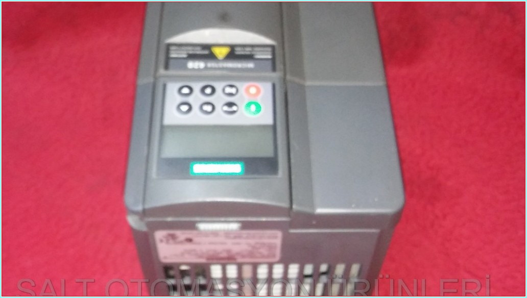 SIEMENS 6SE6440-2UD24-0BA1 MICROMASTER 440 4KW SÜRÜCÜ HIZ KONTROL DRIVER