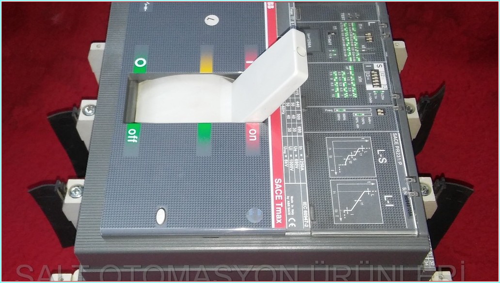 ABB TMAX T7 S 1250 SACE TMAX 1250A TMŞ KOMPAKT DEVRE KESİCİ ŞALTER YENİ MODEL