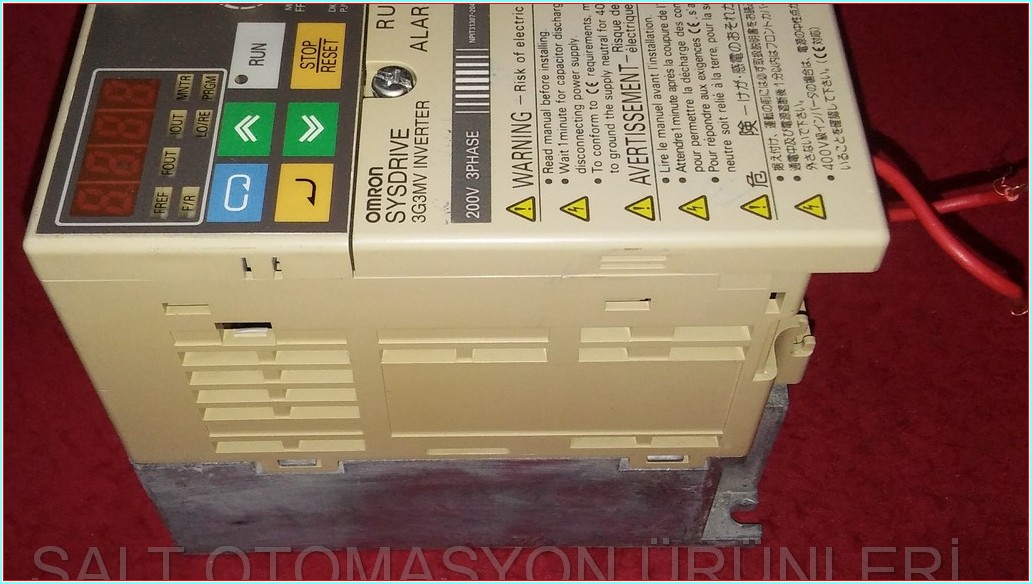 OMRON 3G3MV-A2004 0,4 KW 1,1KVA SÜRÜCÜ HIZ KONTROL DRIVER
