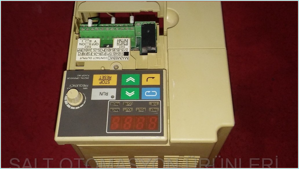 YASKAWA 3G3MV-AB015 3G3MV AB015 3G3MVAB015 3,0 KVA 1,5 KW SÜRÜCÜ HIZ KONTROL DRIVER
