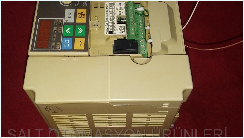 YASKAWA 3G3MV-AB015 3G3MV AB015 3G3MVAB015 3,0 KVA 1,5 KW SÜRÜCÜ HIZ KONTROL DRIVER