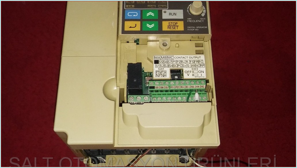 YASKAWA 3G3MV-AB015 3G3MV AB015 3G3MVAB015 3,0 KVA 1,5 KW SÜRÜCÜ HIZ KONTROL DRIVER