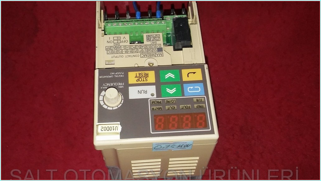 OMRON 3G3MV-A2007 1,9KVA 0,75KW SÜRÜCÜ HIZ KONTROL DRIVER