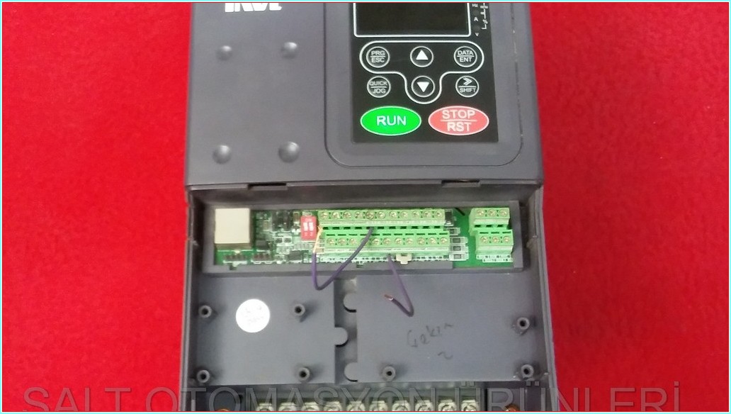 İNVT CHF100A-004G 5R5P-4 SPEC AV2 02 4-5,5KW SÜRÜCÜ HIZ KONTROL DRIVER