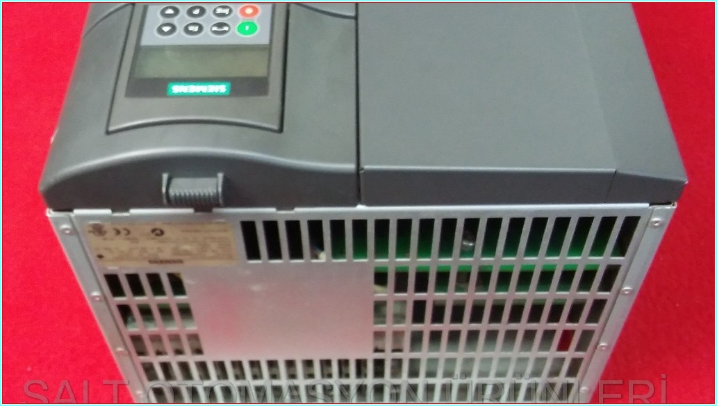 SIEMENS 6SE6440-2UD32-2DA1 MICROMASTER 440 22-30KW 62A SÜRÜCÜ