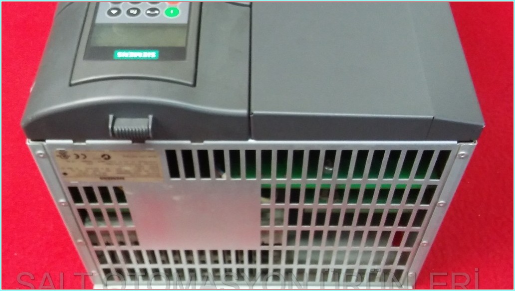 SIEMENS 6SE6440-2UD32-2DA1 MICROMASTER 440 22-30KW 62A SÜRÜCÜ