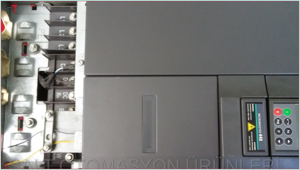 SIEMENS 6SE6440-2UD32-2DA1 MICROMASTER 440 22-30KW 62A SÜRÜCÜ