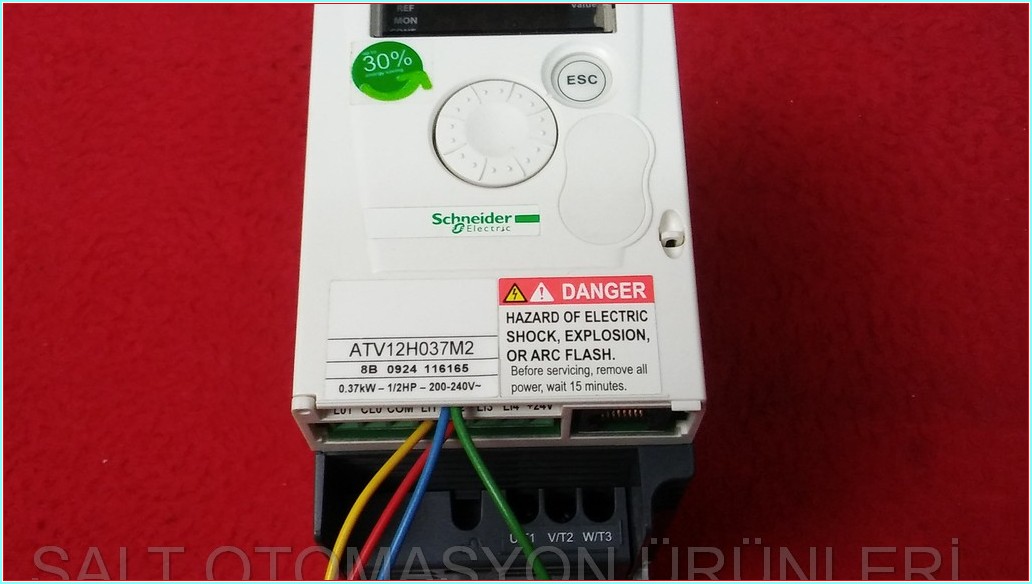 SCHNEİDER ATV12H037M2 0,37KW 