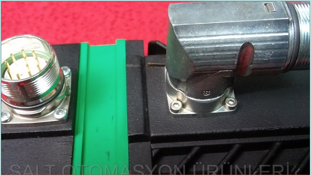 LEROY SOMER UNIMOTOR UM 75UMD600CBRAA CONTROL TECHNIQUES SERVO MOTOR