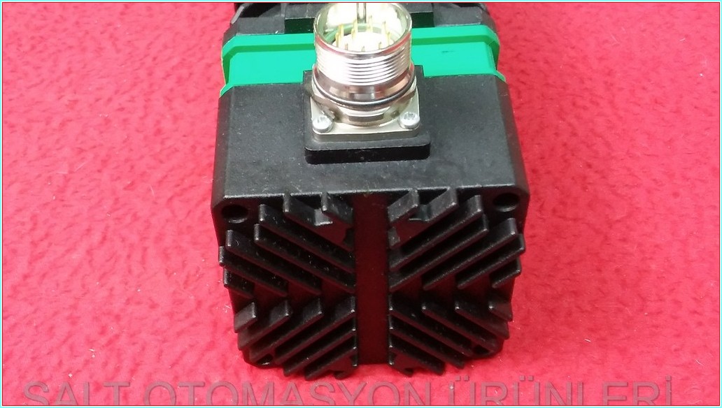LEROY SOMER UNIMOTOR UM 75UMD600CBRAA CONTROL TECHNIQUES SERVO MOTOR