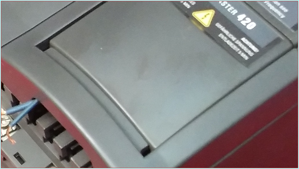 SIEMENS 6SE6420-2AD23-0BA1 MICROMASTER 420 3,00KW SÜRÜCÜ HIZ KONTROL DRIVER