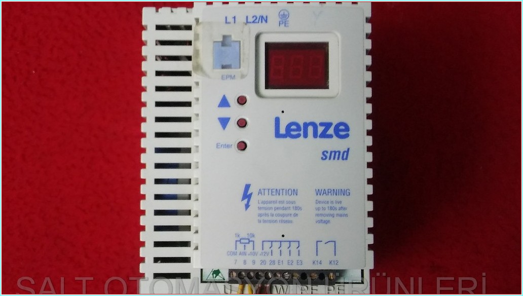 LENZE ESMD222X2SFA ESMD222 2,2KW SÜRÜCÜ HIZ KONTROL DRIVER 380V INPUT