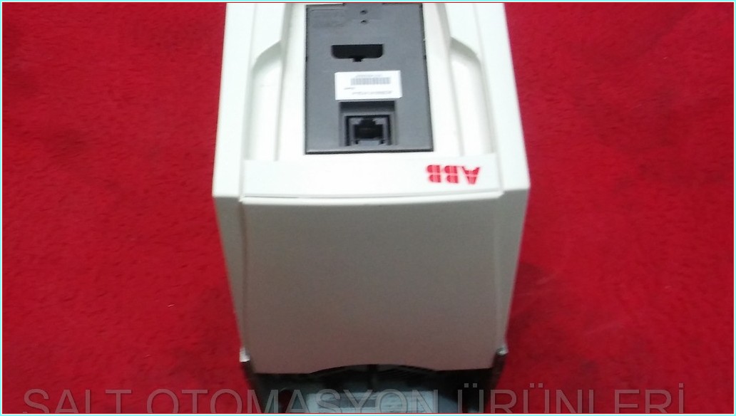 ABB ACS550-01-012A-4 ACS550 5,5KW ACS550 5,5KW SÜRÜCÜ HIZ KONTROL DRIVER
