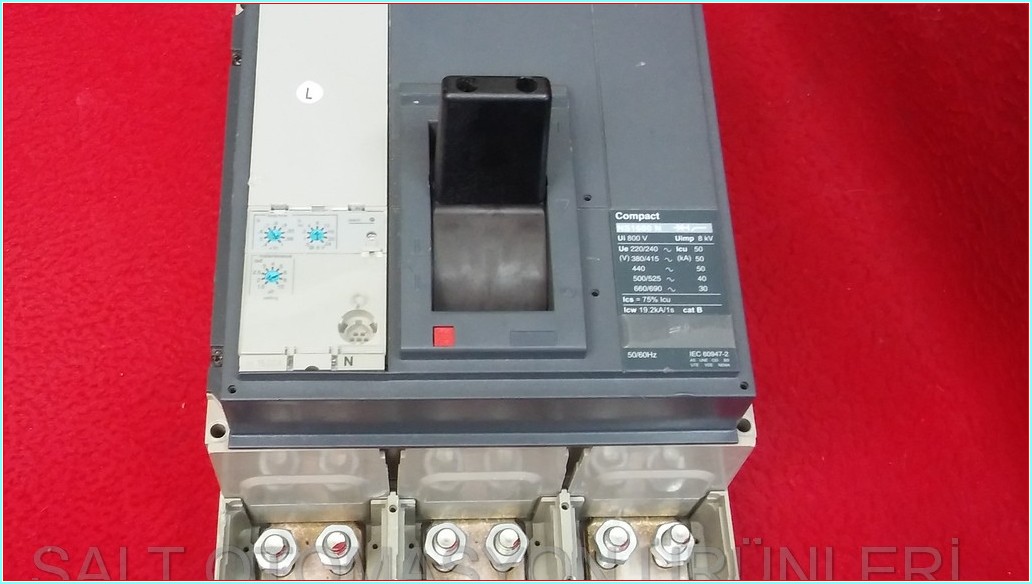 MERLİN GERİN NS1600 N 33482S2 1600A COMPACT ŞALTER