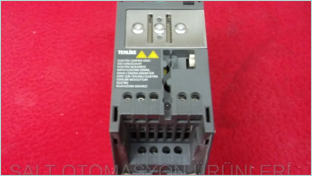 SIEMENS 6SL3224-0BE21-5UA0 1,5KW INPUT 380V SİNAMİCS POWER MODULE 240