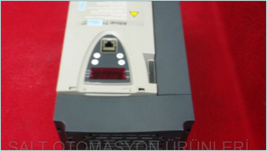 SCHNEİDER ATV71HD11N4 ALTİVAR 71 ATV71 11KW SÜRÜCÜ