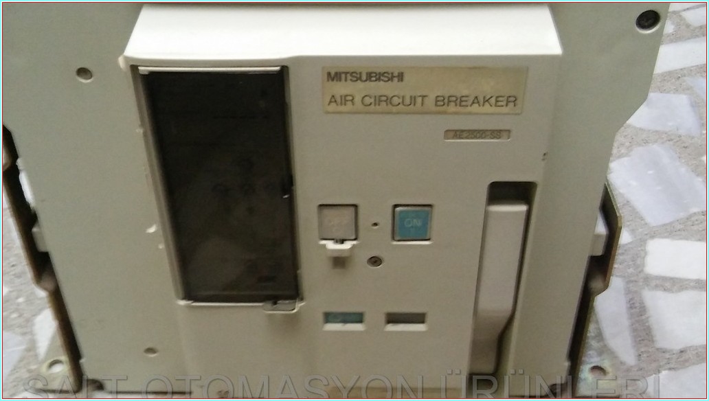 MITSUBISHI AE2500-SS AIR CURCUIT BREAKER 2500A MASTERPACT