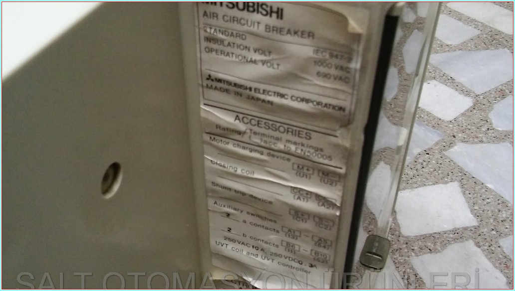 MITSUBISHI AE2500-SS AIR CURCUIT BREAKER 2500A MASTERPACT