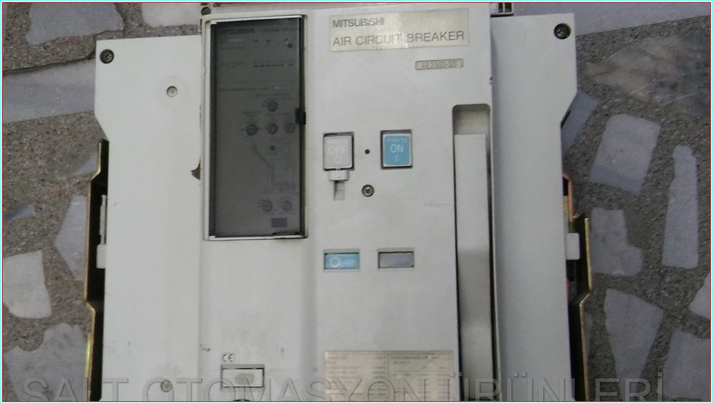MITSUBISHI AE2500-SS AIR CURCUIT BREAKER 2500A MASTERPACT