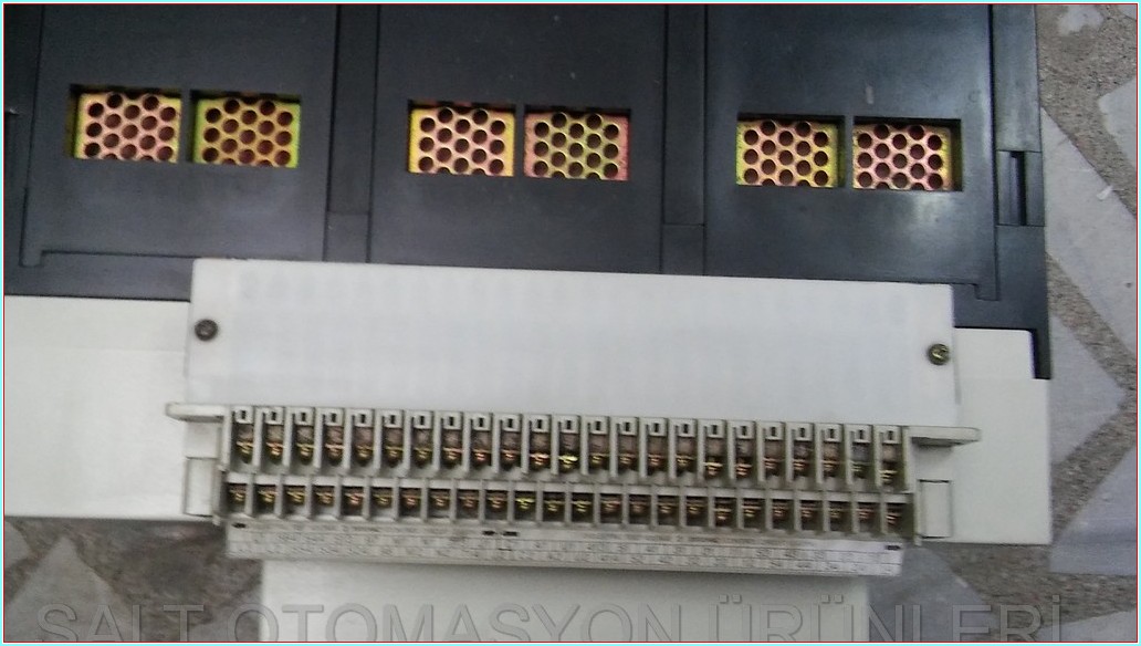 MITSUBISHI AE2500-SS AIR CURCUIT BREAKER 2500A MASTERPACT
