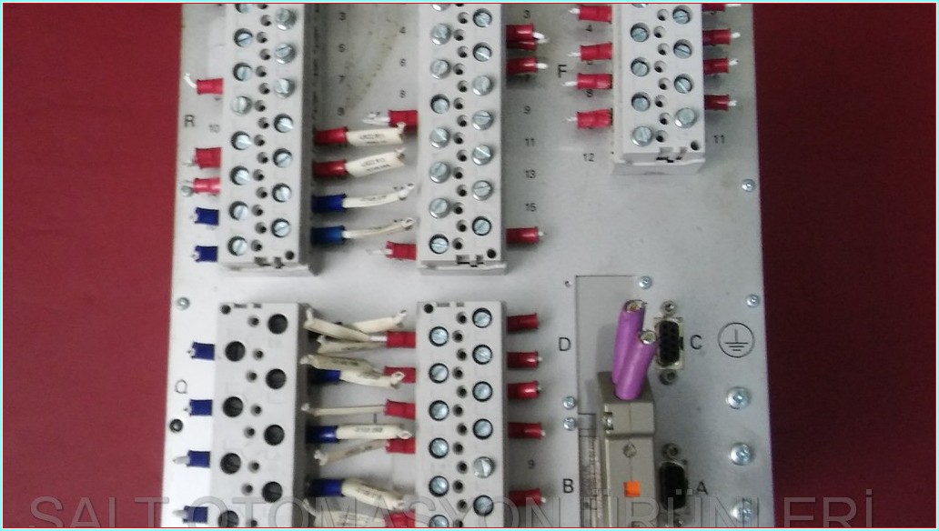 SIEMENS SIPROTEC 7SJ64 7SJ6411-5EB92-3FG4-EE ÇOK FONKSİYONLU KORUMA RÖLESİ