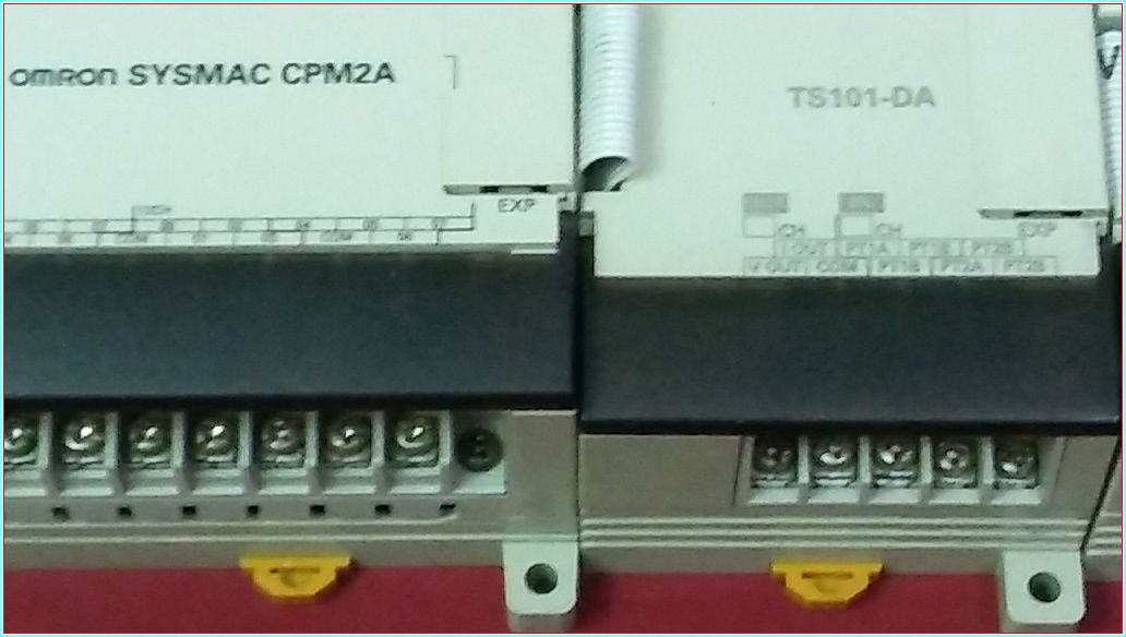 OMRON CPM1A-TS101-DA TS101-DA TEMPERATURE SENSOR D-A UNIT  EK MODÜL ISI KONTROL