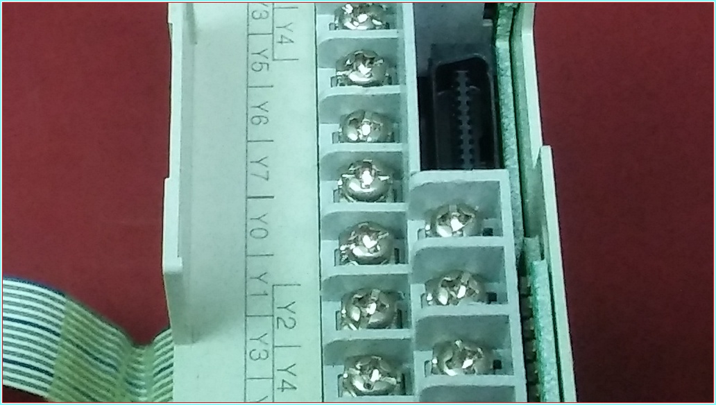 MITSUBISHI FX1N-40MR-ES-UL FX2N-16EYR-ES-UL PLC TAKIM