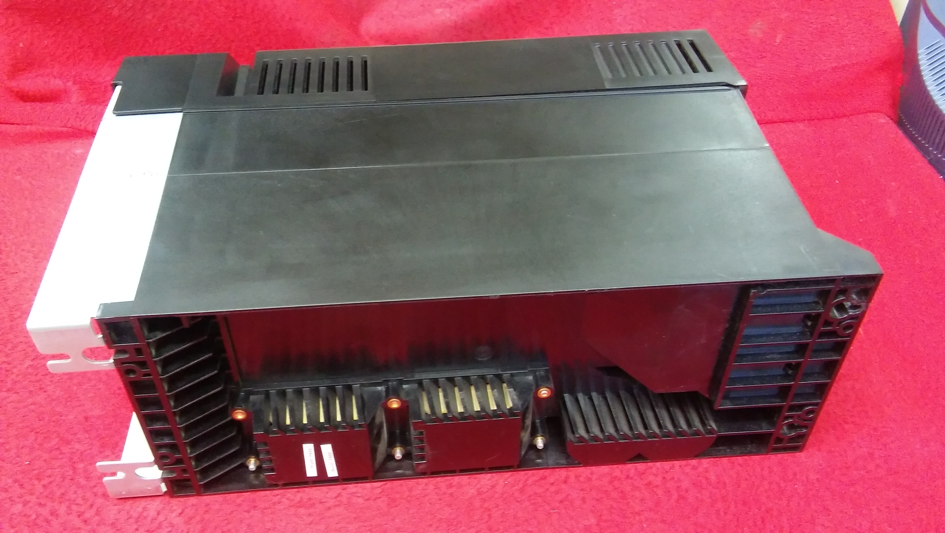 ABB ACS880-01-017A-3 17A 12KVA SIFIR SÜRÜCÜ ACS800 DRIVER