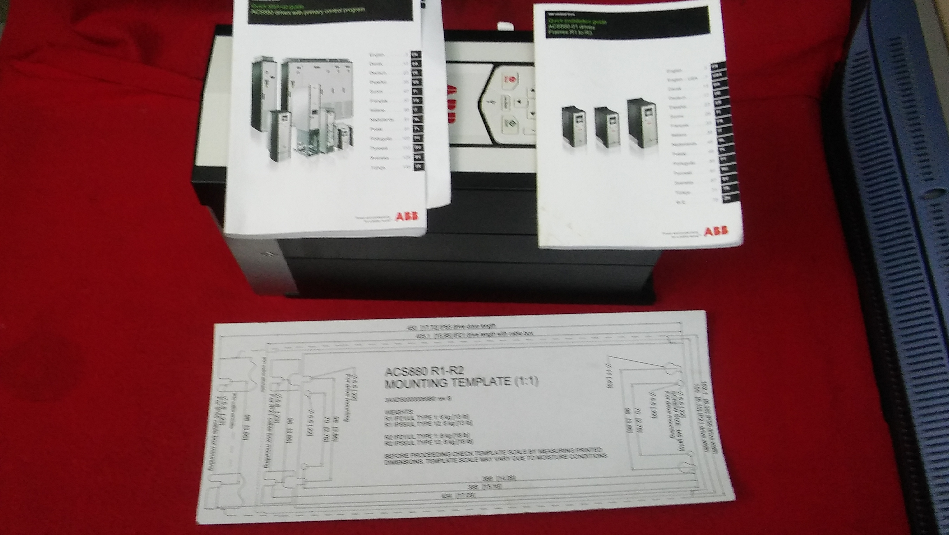 ABB ACS880-01-017A-3 17A 12KVA SIFIR SÜRÜCÜ ACS800 DRIVER