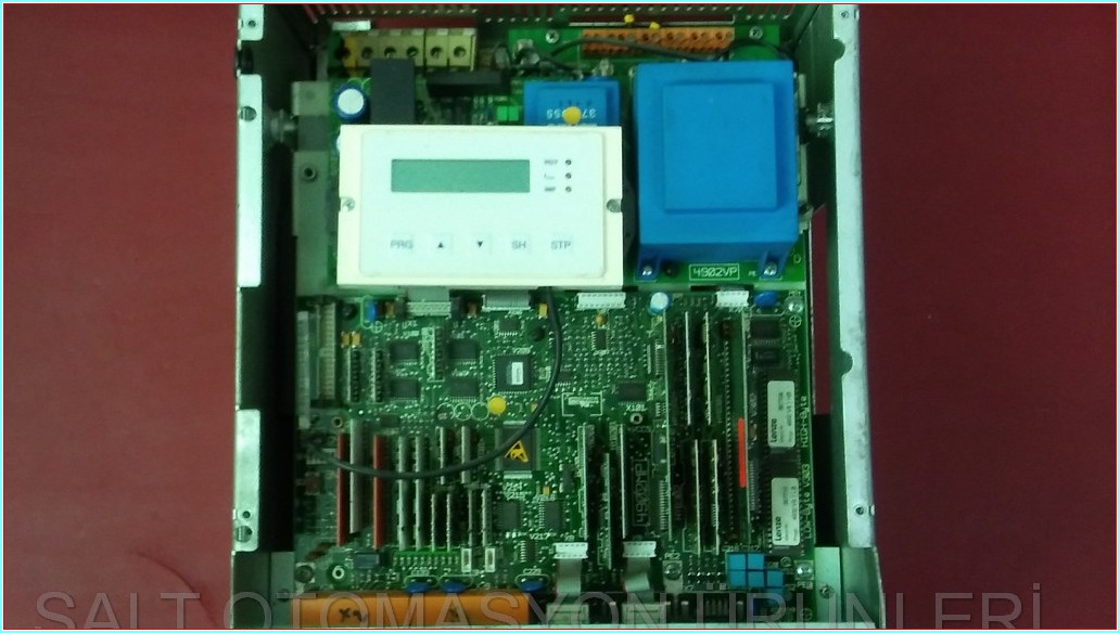 LENZE EVD4904-E LENZE 4909 SORUNSUZ 55A SÜRÜCÜ DRIVER INVERTER