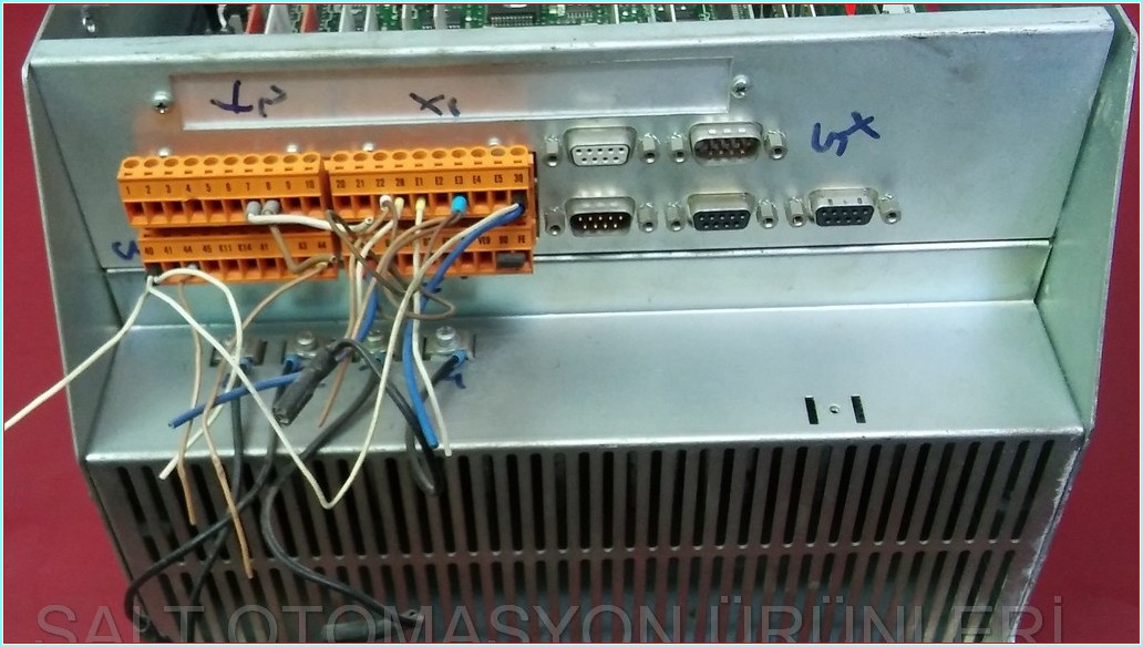 LENZE EVD4904-E LENZE 4909 SORUNSUZ 55A SÜRÜCÜ DRIVER INVERTER