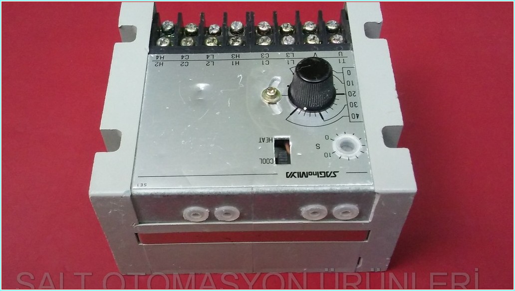 SAGINOMIYA FSE FSE-4040A31 1E-003 DÖRT AŞAMALI ELEKTRONİK SICAKLIK ANAHTARI ISI KONTROL CİHAZI