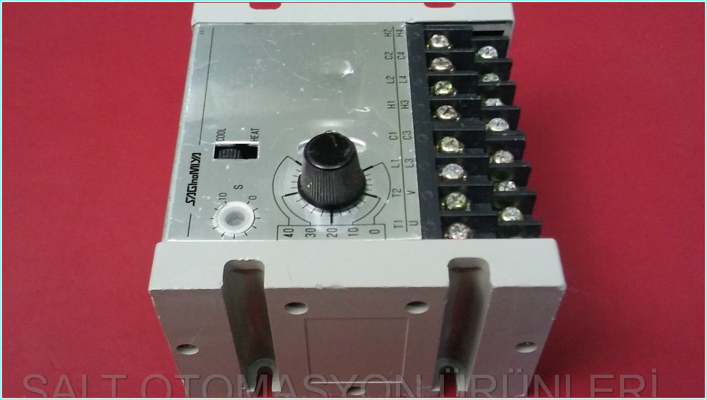 SAGINOMIYA FSE FSE-4040A31 1E-003 DÖRT AŞAMALI ELEKTRONİK SICAKLIK ANAHTARI ISI KONTROL CİHAZI