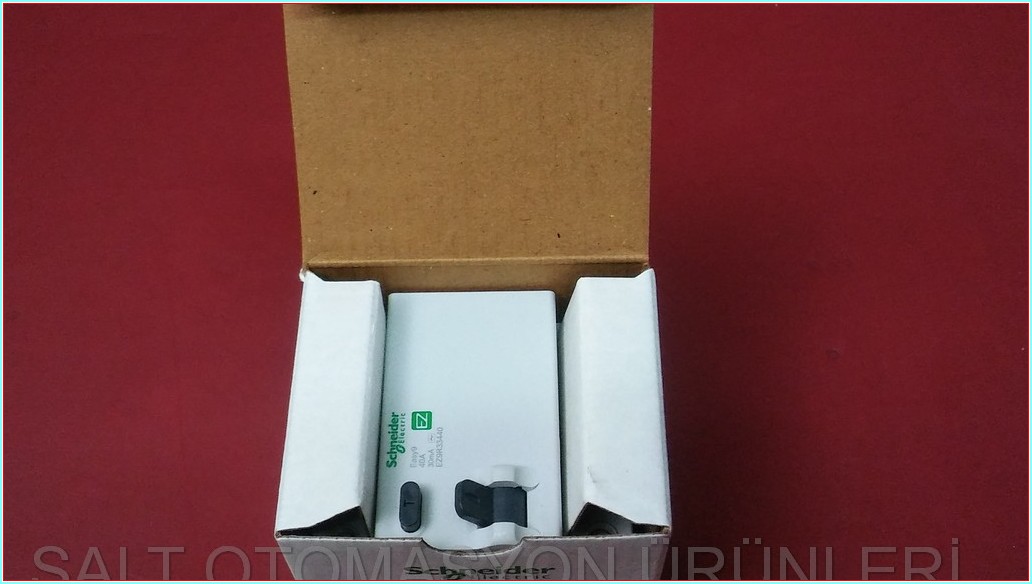 SCHNEİDER EZ9R33440 EZ9R33440 4P-40A-30MA-AC X1 EASY9 40A SIFIR KUTULU KAÇAK AKIM