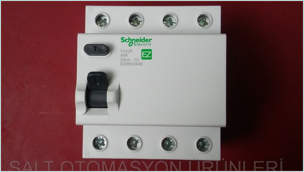 SCHNEİDER EZ9R33440 EZ9R33440 4P-40A-30MA-AC X1 EASY9 40A SIFIR KUTULU KAÇAK AKIM