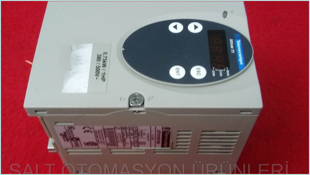  TELEMECANİQUE ATV31H075N4 ALTİVAR 31 ATV31 0,75KW 380V SÜRÜCÜ
