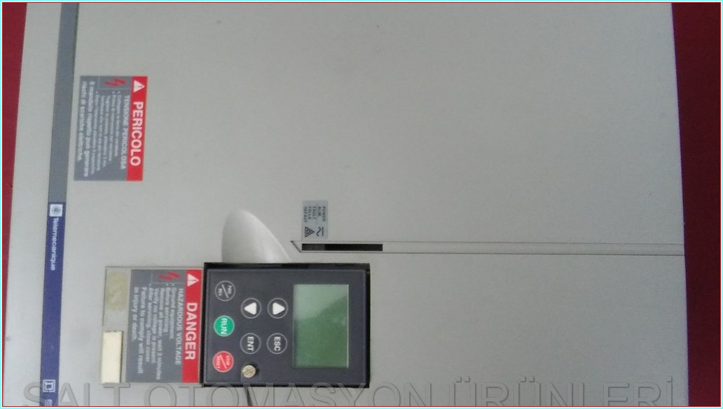 TELEMECANİQUE ATV58HD16N4 ATV58 ALTİVAR 58 ATV58HD16N4 11 KW 24,2A SÜRÜCÜ