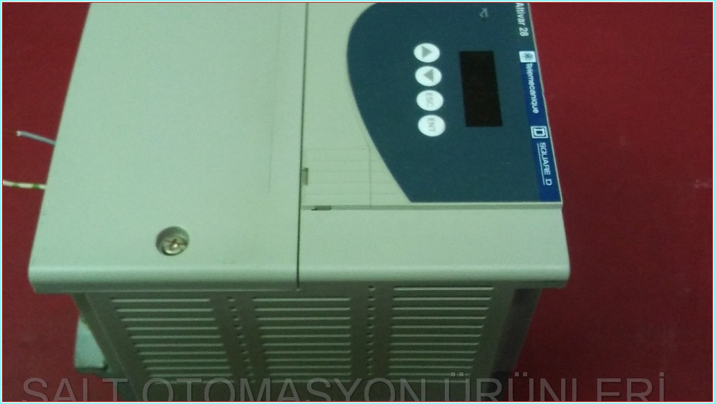 TELEMECANİQUE ATV28HU18N4 ALTİVAR 28 ATV28 0,75KW SÜRÜCÜ INVERTER DRIVER HIZ KONTROL CİHAZI