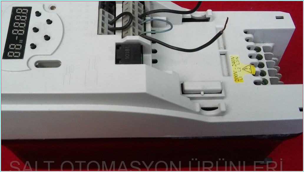 CONTROL TECHNIQUES SKCD200220 2,2KW 1500HZ SÜRÜCÜ INVERTER DRIVER HIZ KONTROL CİHAZI