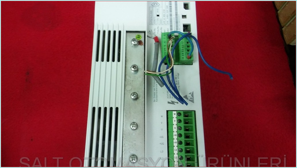 LENZE EVF8216-E-V020 EVF8216-E 5,5KW SÜRÜCÜ INVERTER DRIVER LENZE 5,5 KW HIZ KONTROL CİHAZI