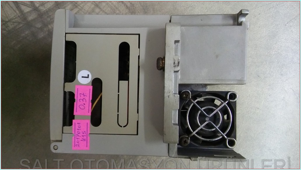 TELEMECANİQUE ATV28HU09M2 0,37KW SÜRÜCÜ ALTİVAR28 ATV28 0,37 KW INVERTER