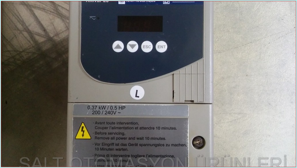 TELEMECANİQUE ATV28HU09M2 0,37KW SÜRÜCÜ ALTİVAR28 ATV28 0,37 KW INVERTER