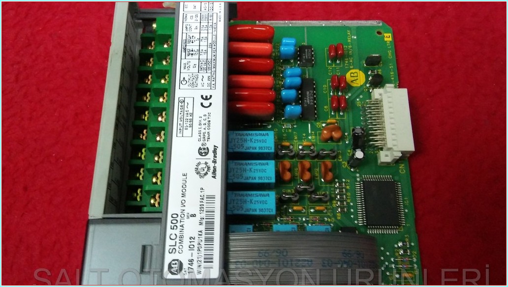 ALLEN BRADLEY SLC 500 1746-IO12 COMBINATION I-O MODULE PLC SLC500